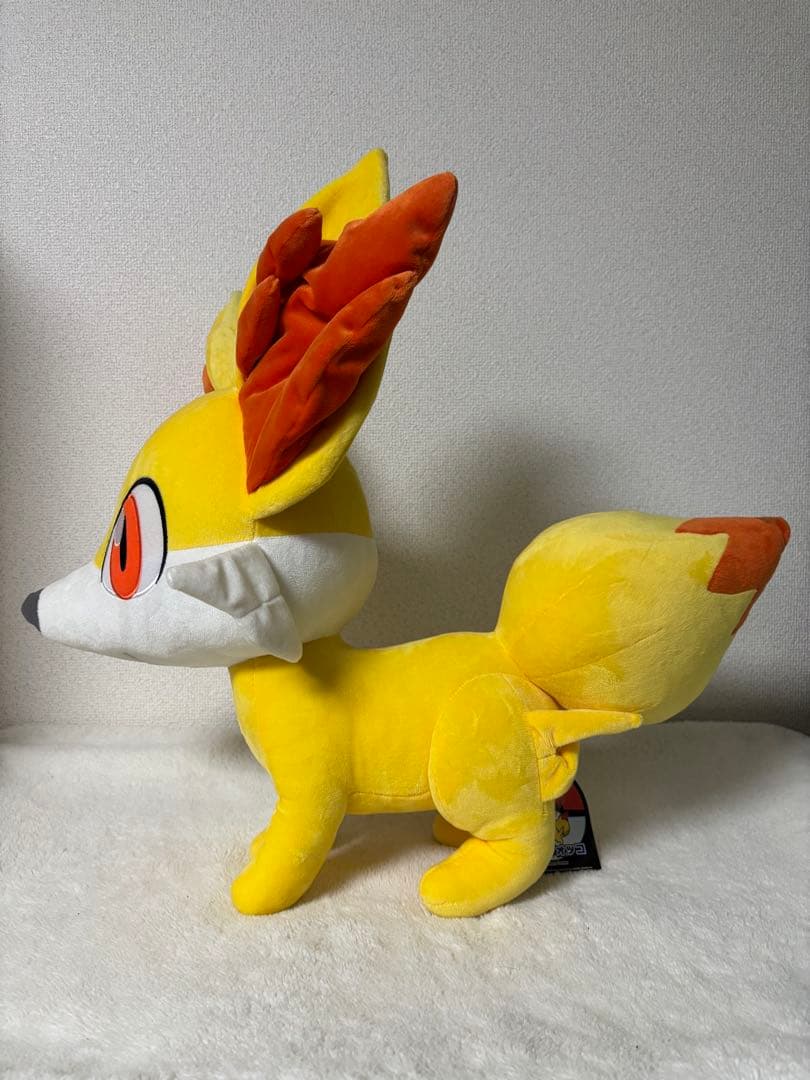 【タグ付き】ポケモンセンター限定　フォッコ　等身大　ぬいぐるみ