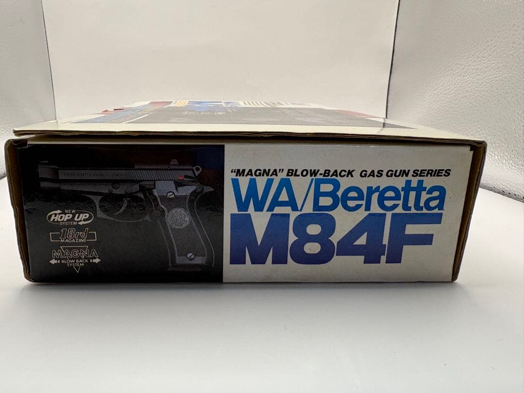 美品WA ウェスタンアームズ　Beretta M84F ベレッタ　新型マガジン付