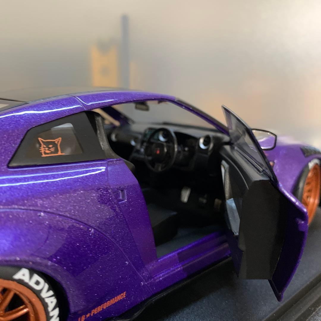 788 リバティウォーク LBWK R35 GT-R 1/18スケールミニカー
