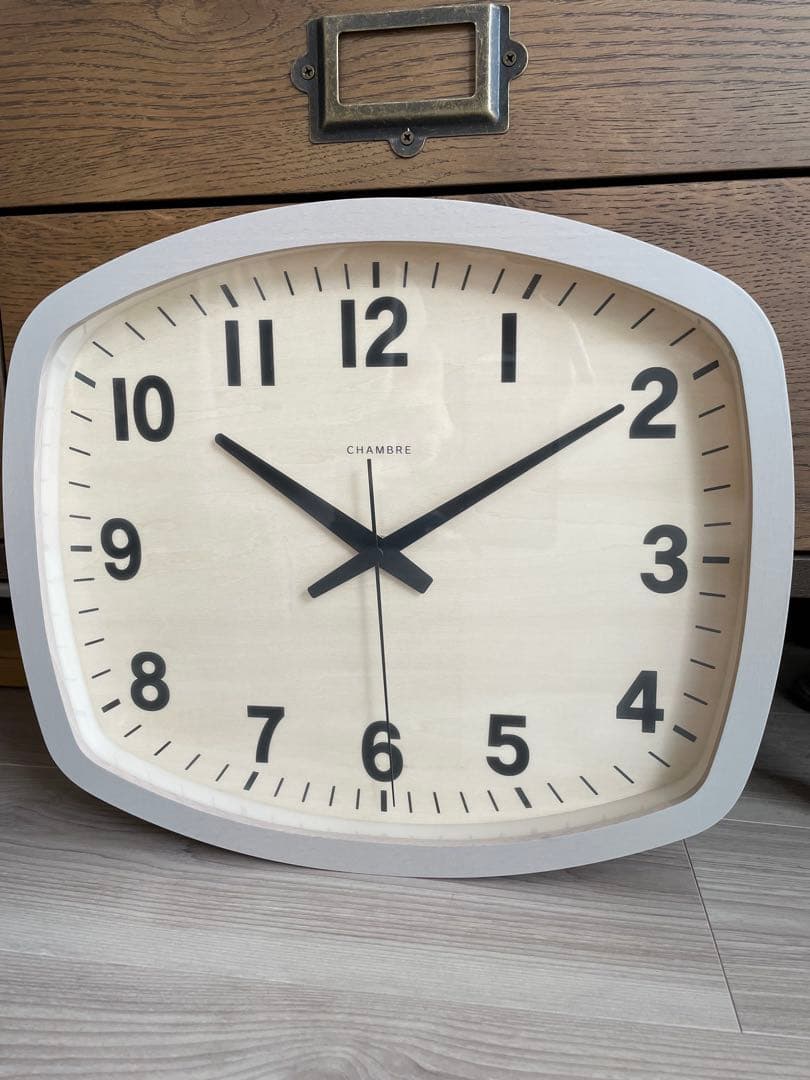 CHAMBRE 壁掛け時計 グレージュ 未使用 外箱・保証書・付属品あり