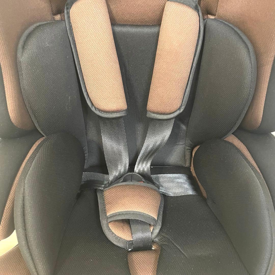 ネビオ‼︎ジュニアシート✨全国送料無料‼️清掃済み✨1歳から11歳まで使える‼️