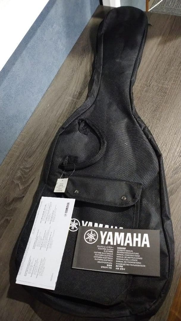 YAMAHA エレキギター PACIFICA 212VFM