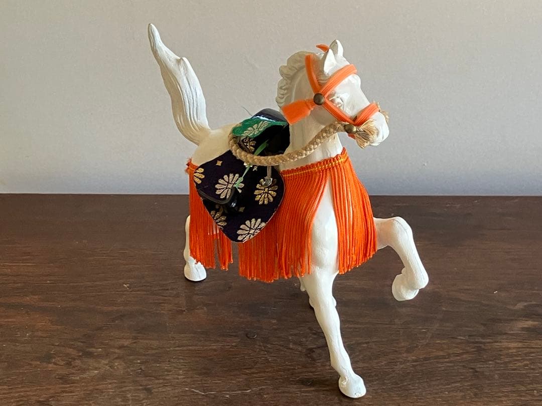 御神馬の置物(牧光作 ケース無し) 御神馬の置物(牧光作