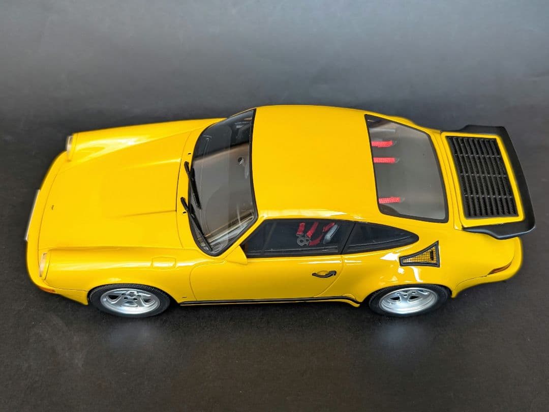 GTスピリット 1/18 ルーフ CTR イエローバード ポルシェ 911