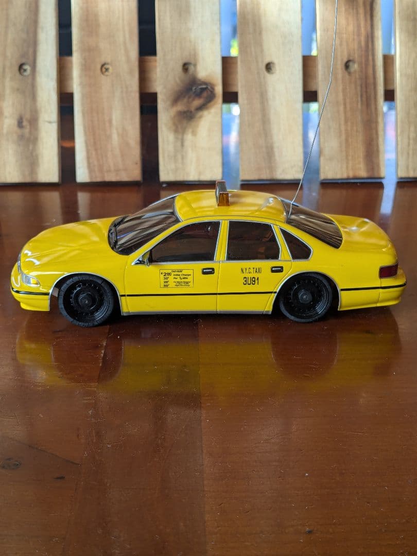 【希少】京商　ミニッツ　シボレーカプリス　1996タクシー　w/ライトユニット