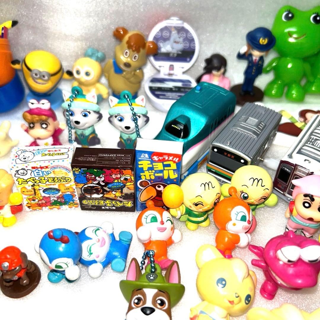 ポケモン、ドラえもん、ケロちゃん他、キャラクターグッズ89個セット