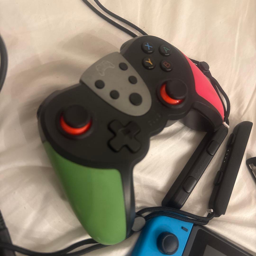 さ*な様 Nintendo Switch 本体 赤/青 Joy-Con 付属品