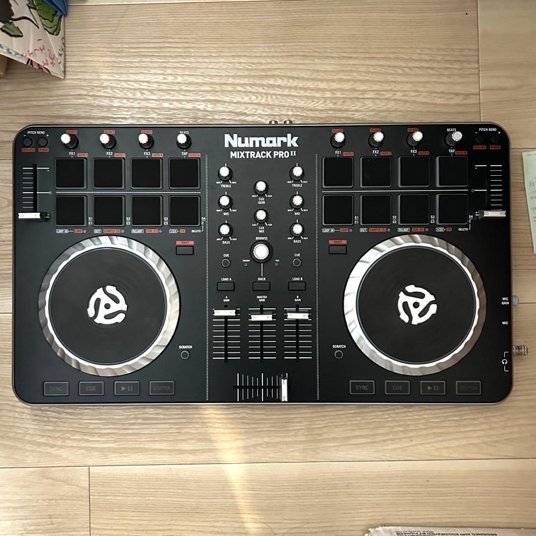 【美品】Numark Mixtrack Pro II DJコントローラー Numark Mixtrack Pro II DJコントローラー