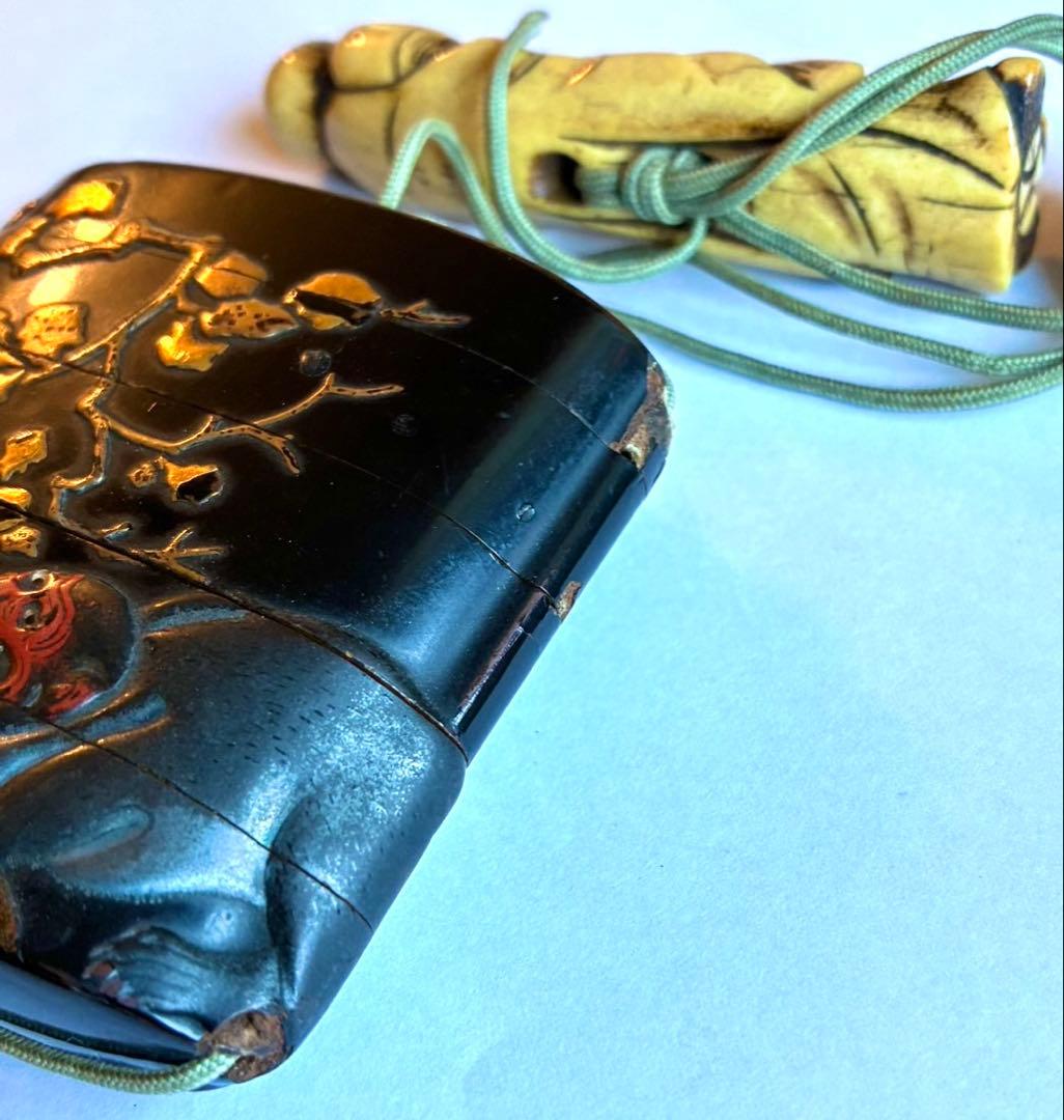 時代物　猿鷹図高蒔絵印籠