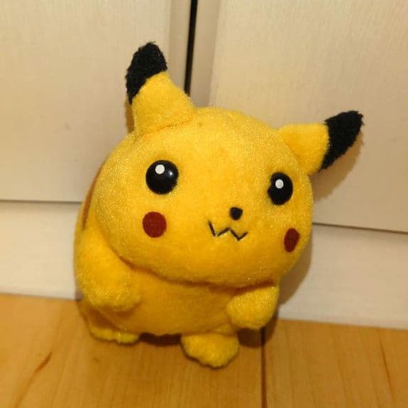 ポケモン 初期 ピカチュウ ぬいぐるみ ギフトボックス ピース TOMY製