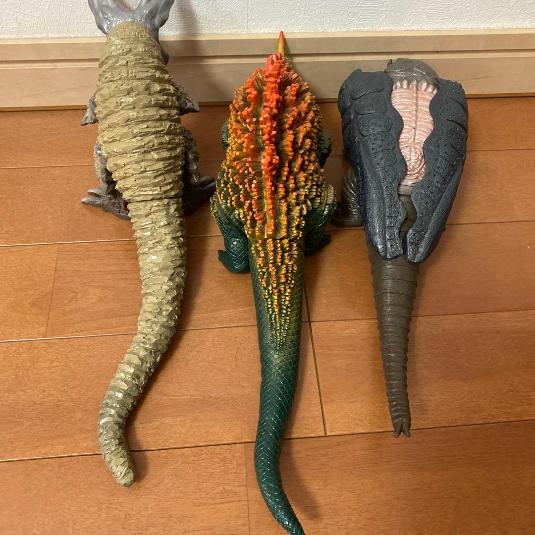 バンダイ製 ウルトラマンパワード ソフビ 18体セット ウルトラマン