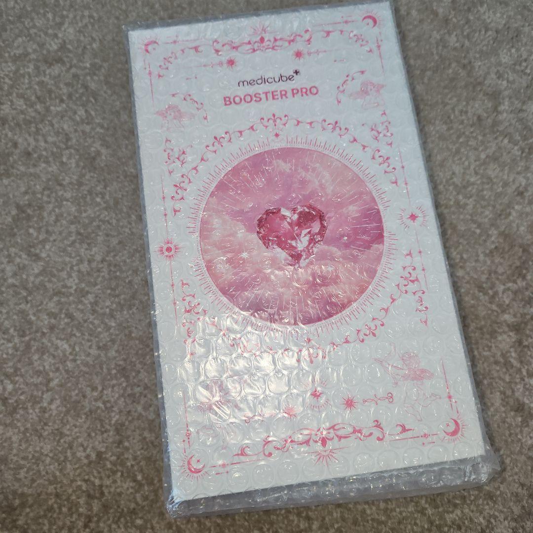 新品 入手困難 medicube ブースタープロ 美顔器 エンジェル