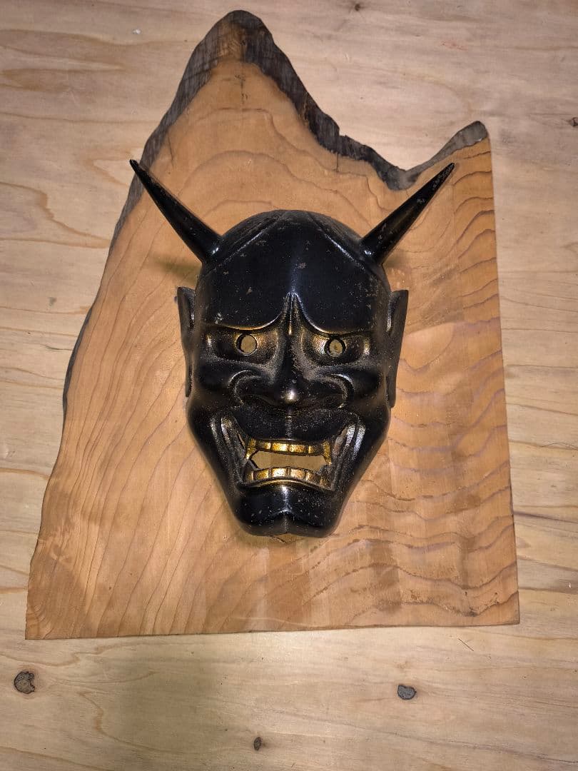 般若　お面　魔除け　オブジェ 貴重 般若 はんにゃ お面 鉄仮面 鬼神 能面 魔除け 骨董 飾り 般若面