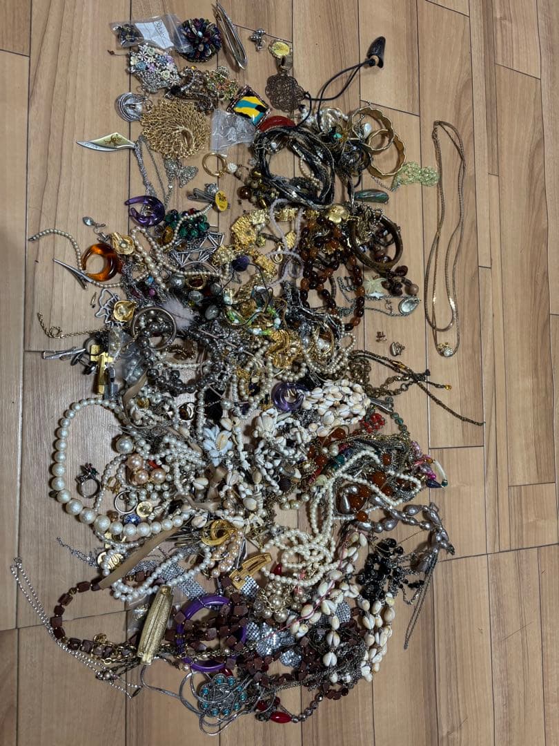 アクセサリー 約12kg まとめ売り　ジャンク品