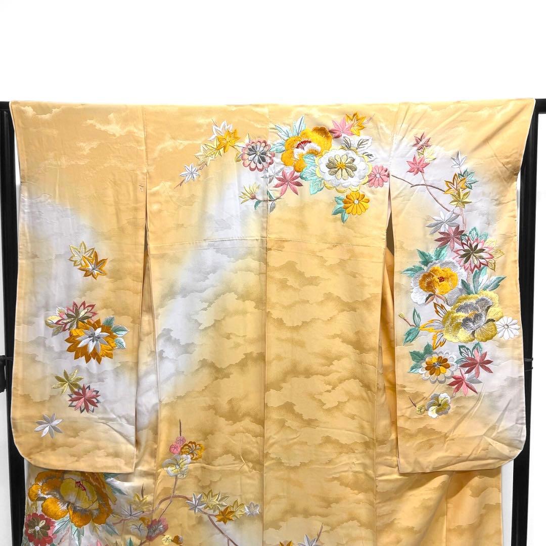 セミアンティーク 金駒刺繍 刺繍 牡丹 菊花 霞地紋 振袖 着物 094w p