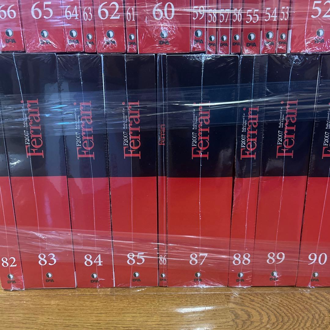 【未組立】DeAGOSTINI 週刊フェラーリF2007 1〜100号　特典付き