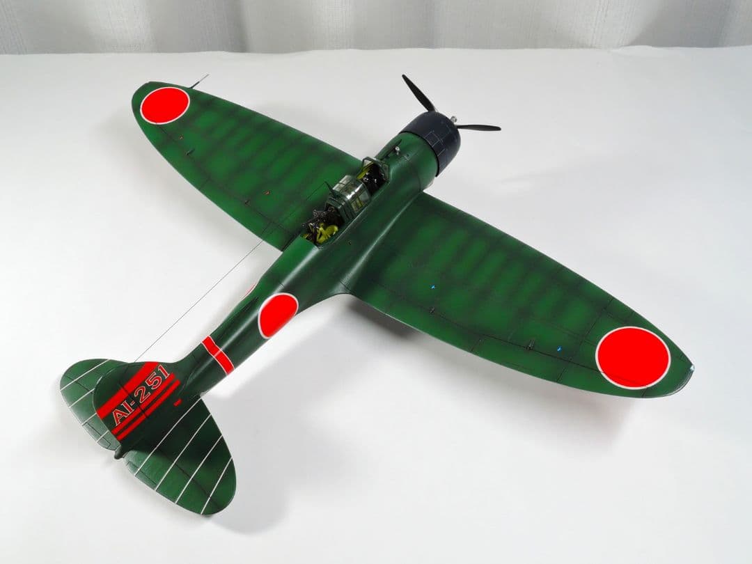 【模型完成品】ハセガワ 1/48 愛知 九九式艦上爆撃機 一一型 ミッドウェー島