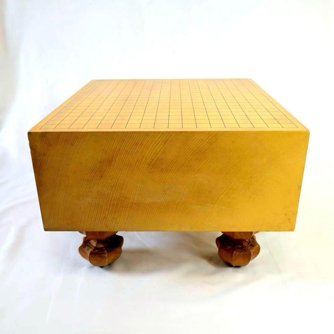 【希少・美品】新榧木使用 囲碁盤　ヘソ　足付き　榧木
