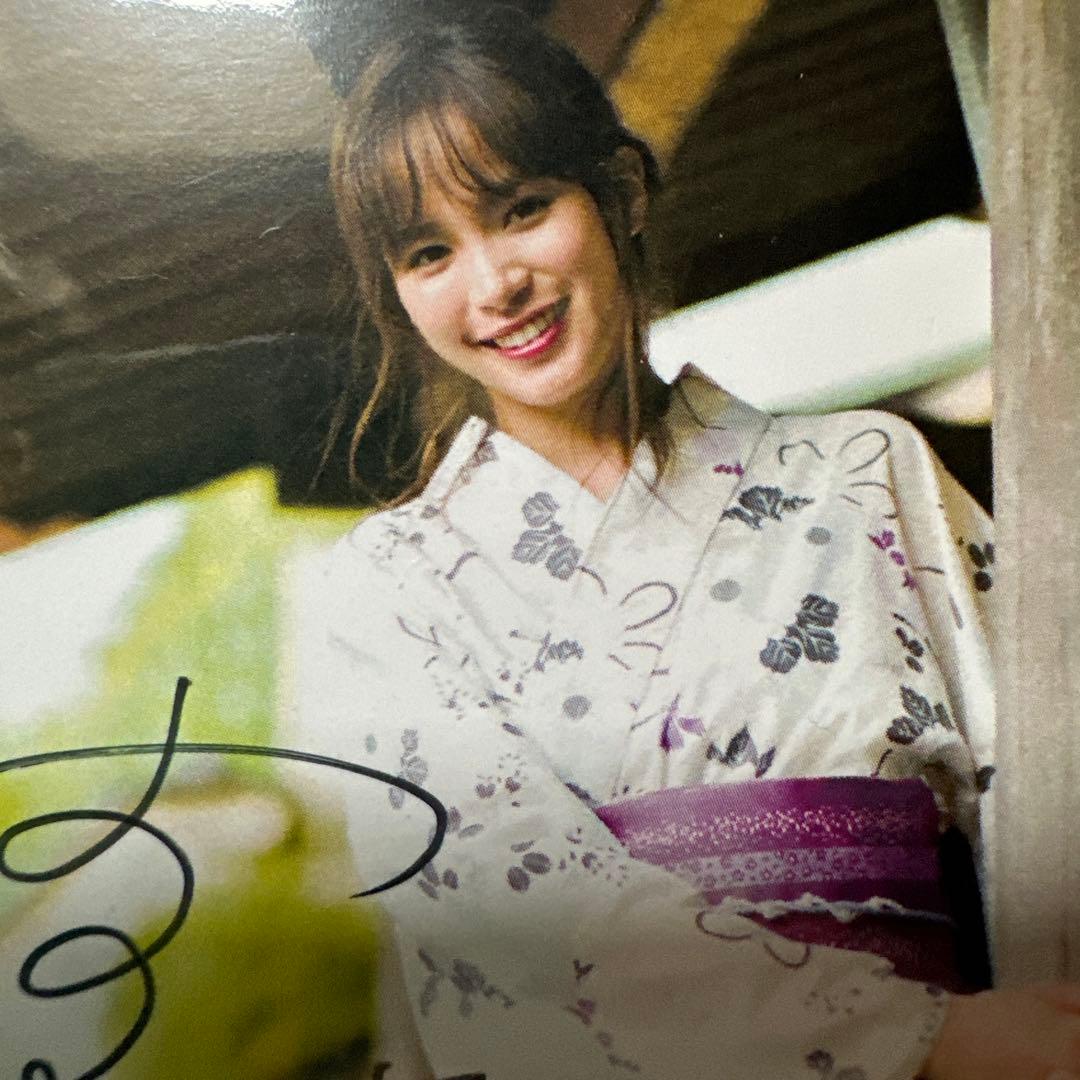 直筆サイン入り】 関水渚 ポストカード 家政婦クロミは腐った家族を