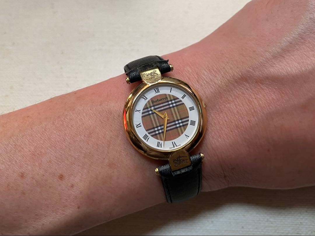 稼働品です☺︎BURBERRY/バーバリーノバチェッククォーツメンズウォッチ