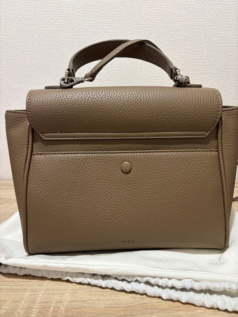 VASIC ショルダーバッグ