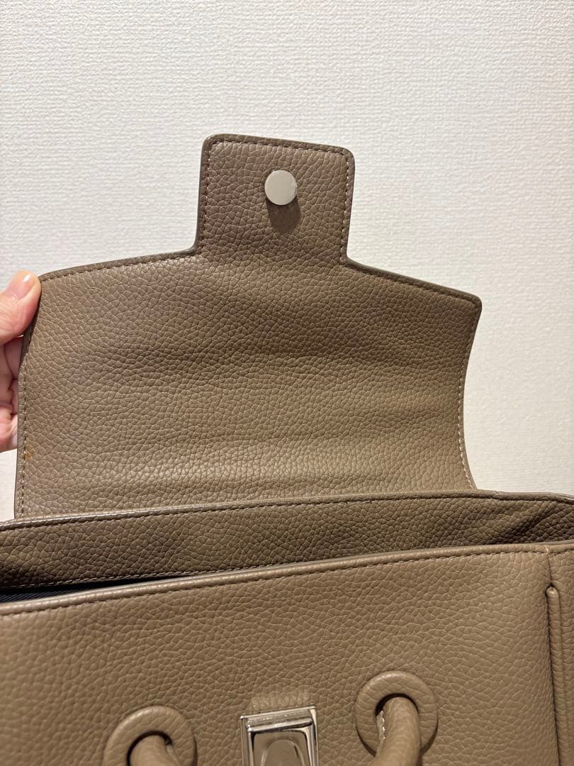 VASIC ショルダーバッグ