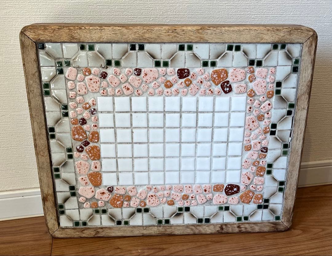 タイル台、タイルストーブ台、ストーブタイル台 昭和レトロ ストーブ台