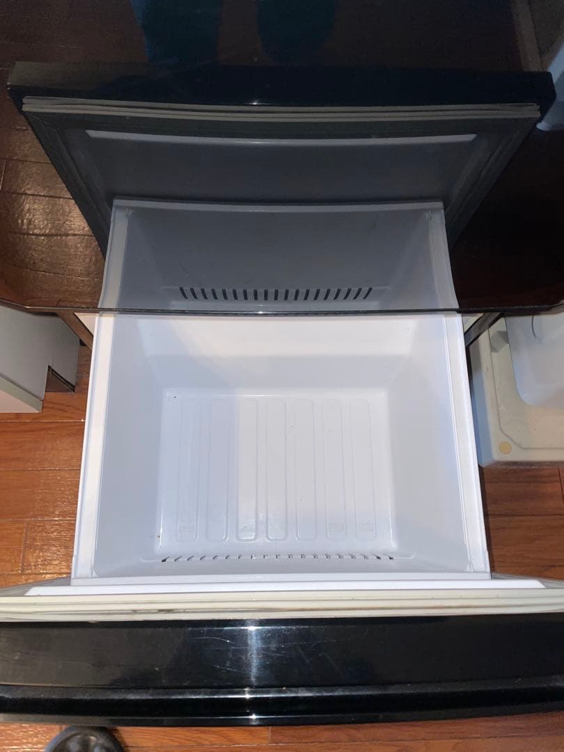 三菱 2ドア冷蔵庫 146L（MR-P15W-B）/ 2013年製