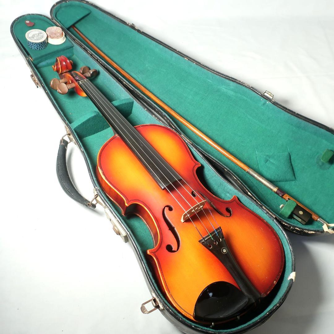 二胡 ヘビ皮 八角形ボディ ，弓、松脂、予備弦、ケース付き