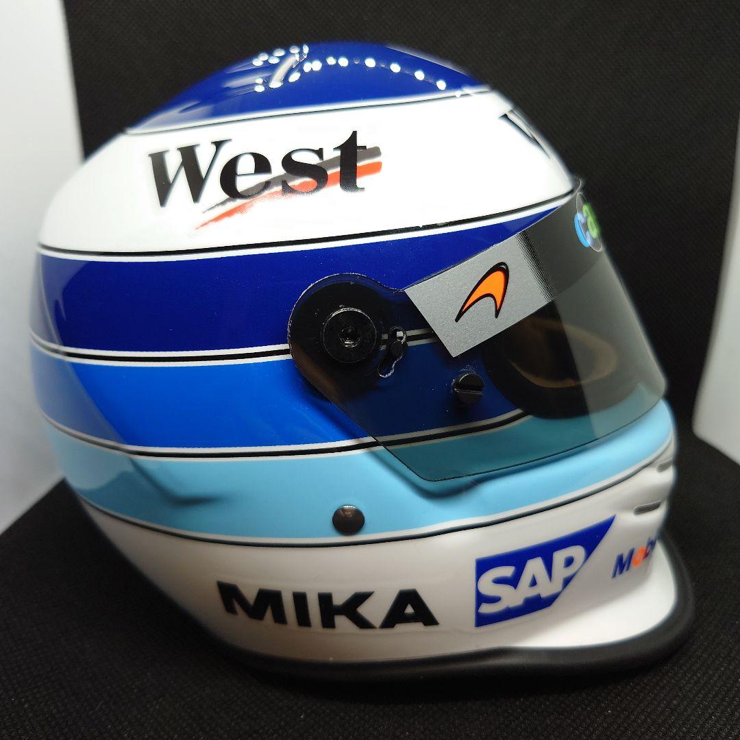 1/2 ヘルメット M.ハッキネン マクラーレン 2001年 ウエスト仕様