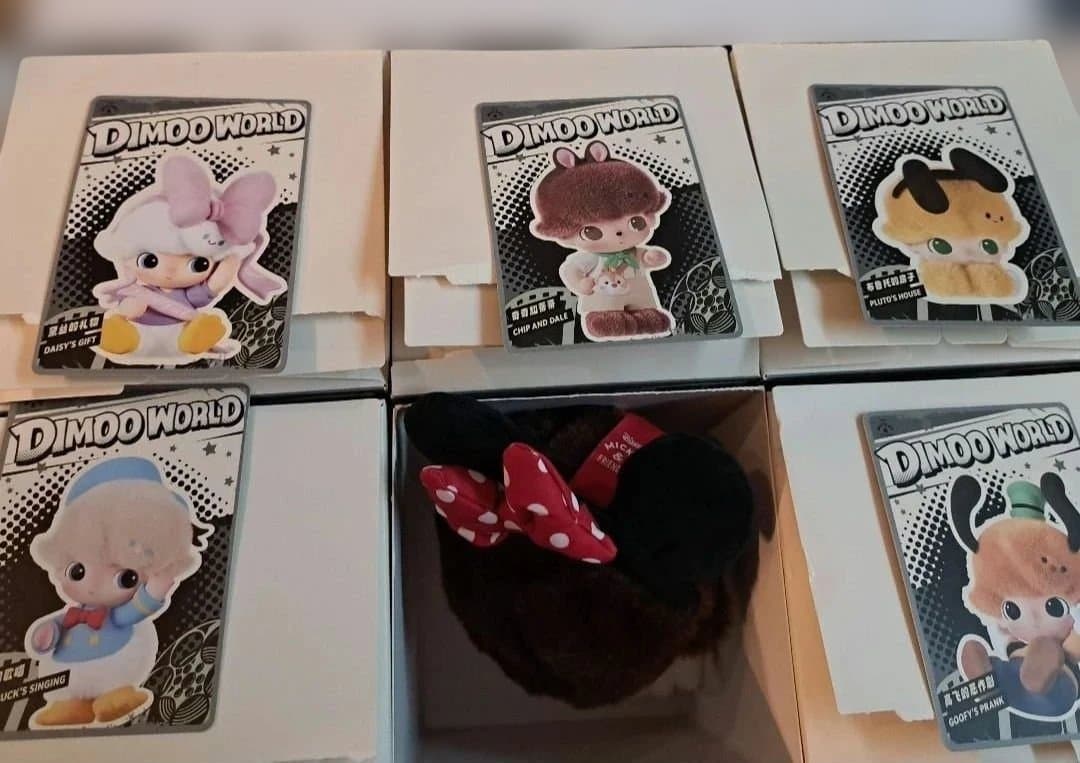 DIMOO WORLD ぬいぐるみキーチェーン ドナデジ ディズニー