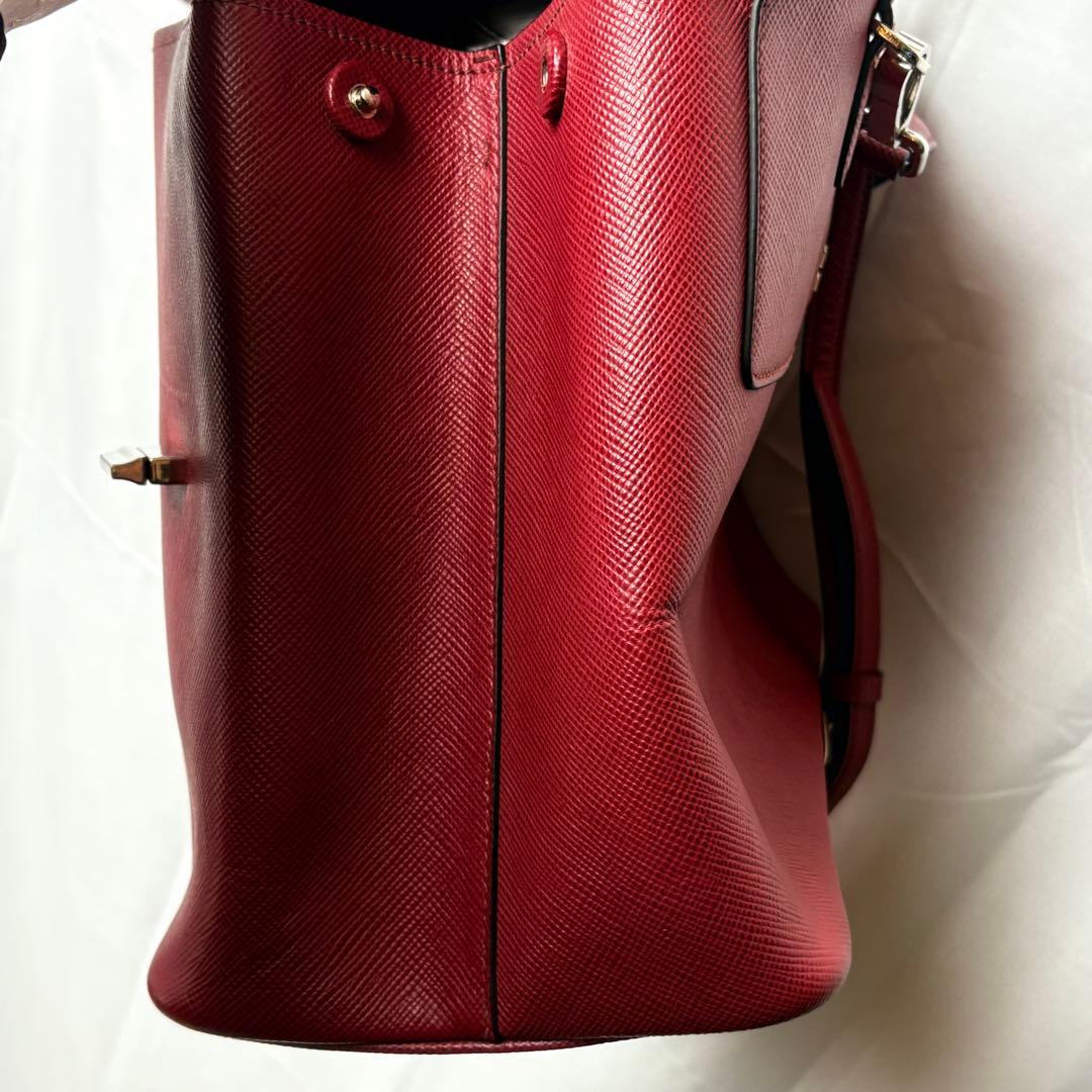 PRADAサフィアーノレザ 2wayバッグ上品高級トート ショルダー極美品