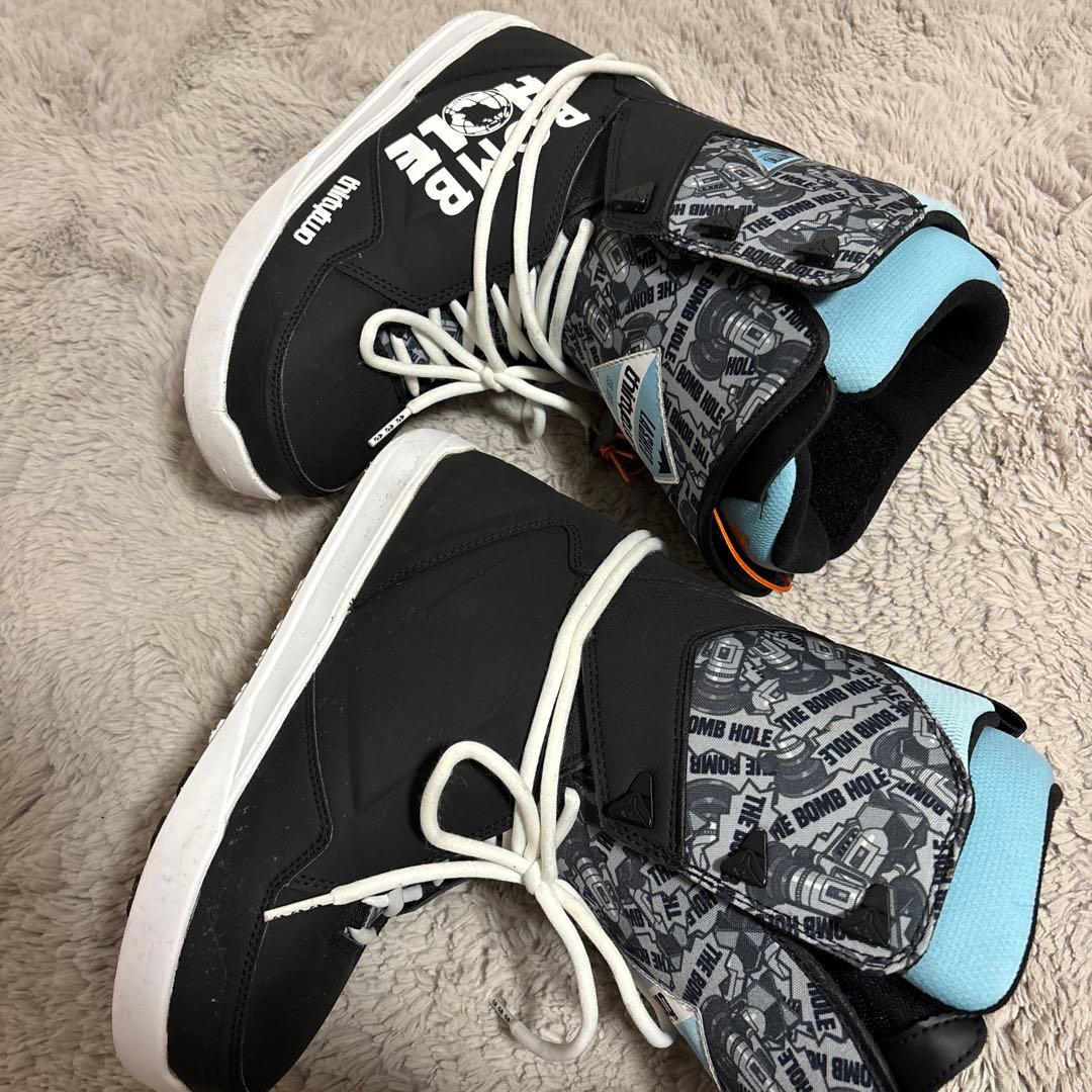 THIRTYTWOサーティーツーブーツ LASHEDBONBHOLE 2324