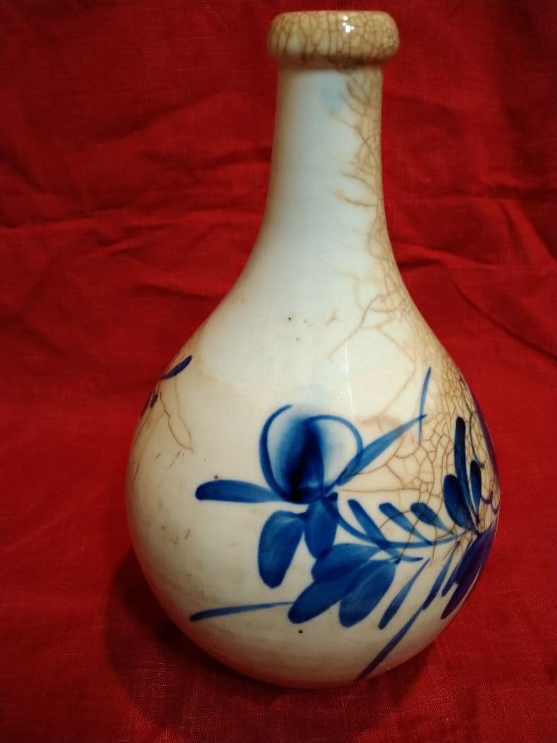 ♥【山水染付け】８０年前のヴィンテージ・コレクション品・骨董品✸昭和の貫入柄壺