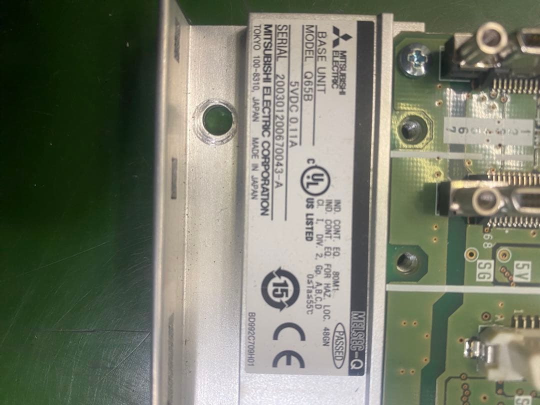 三菱電機 Q65B 基本ベースユニット 5スロット 装着用 NN