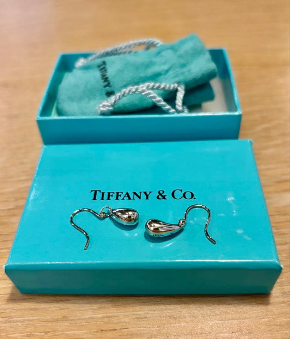 Tiffany エルサペレッティ シルバー925 ティアドロップ ピアス TIFFANY&Co.（ティファニー） ピアス ティアドロップ エルサペレッティ