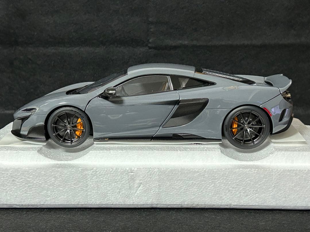 AUTOart マクラーレン 675LT オートアート 1/18 Mclaren