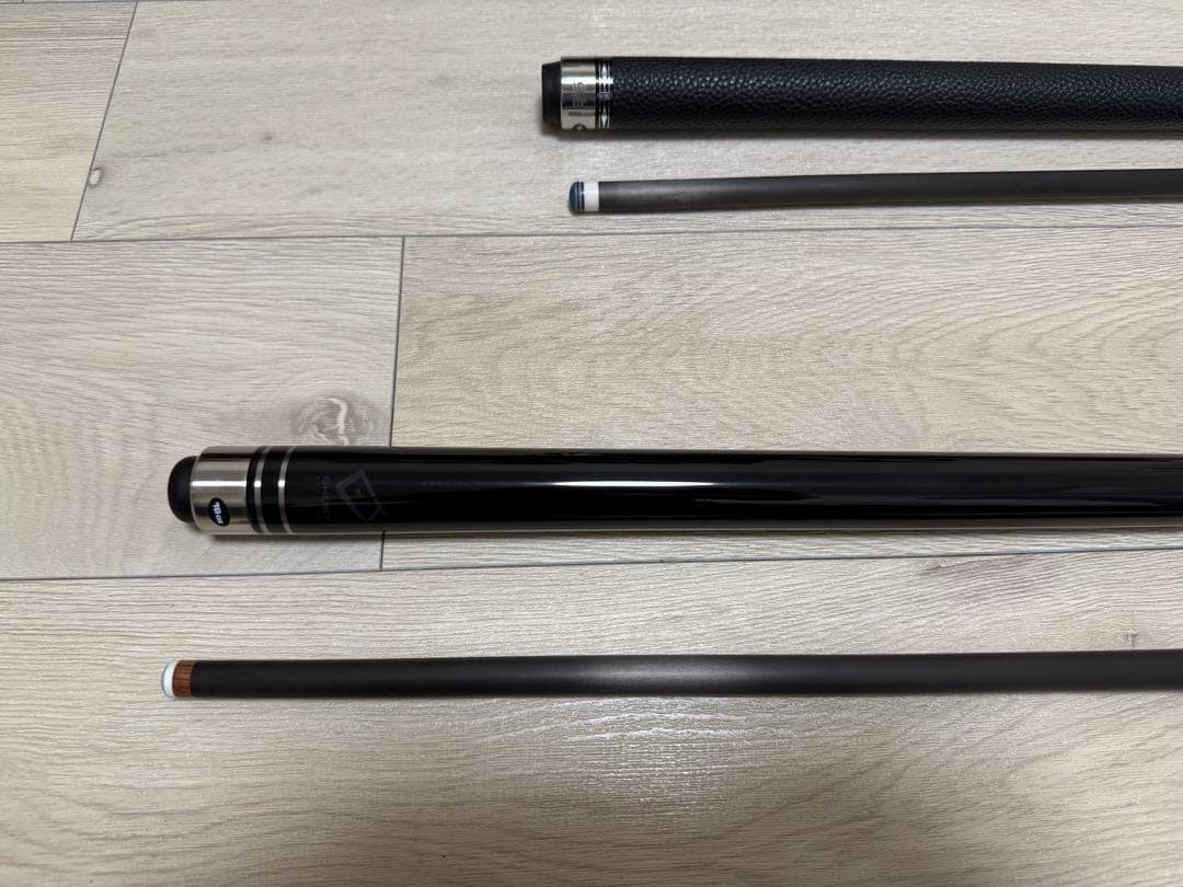 キューテック CUETEC 各種キュー, ケースなど一式（シナジーシャフト装備）