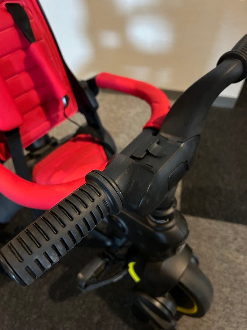 美品doona リキトライク 三輪車 ベビーカー