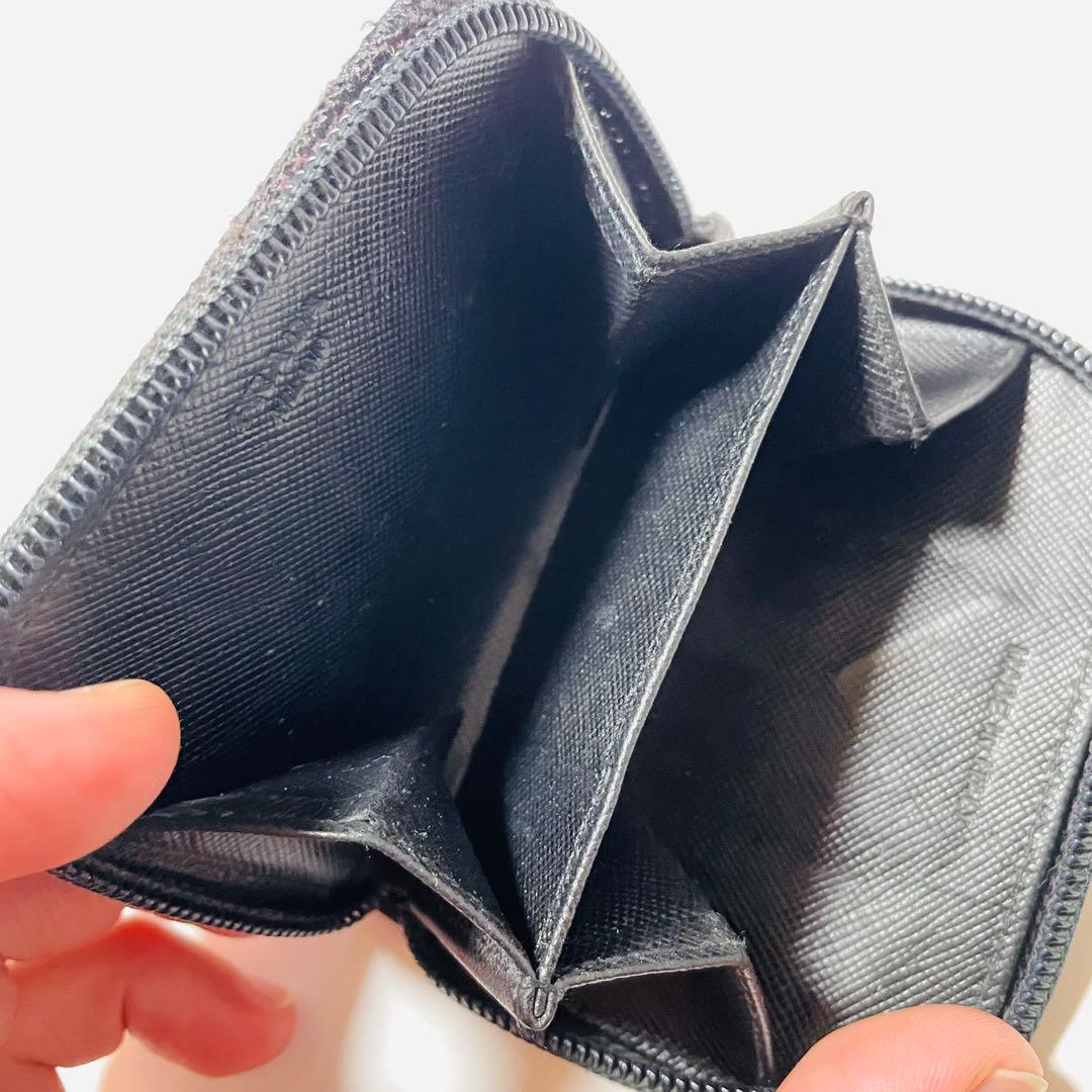 PRADA プラダ サフィアーノ ケース レザー ブラック ラウンドジップ