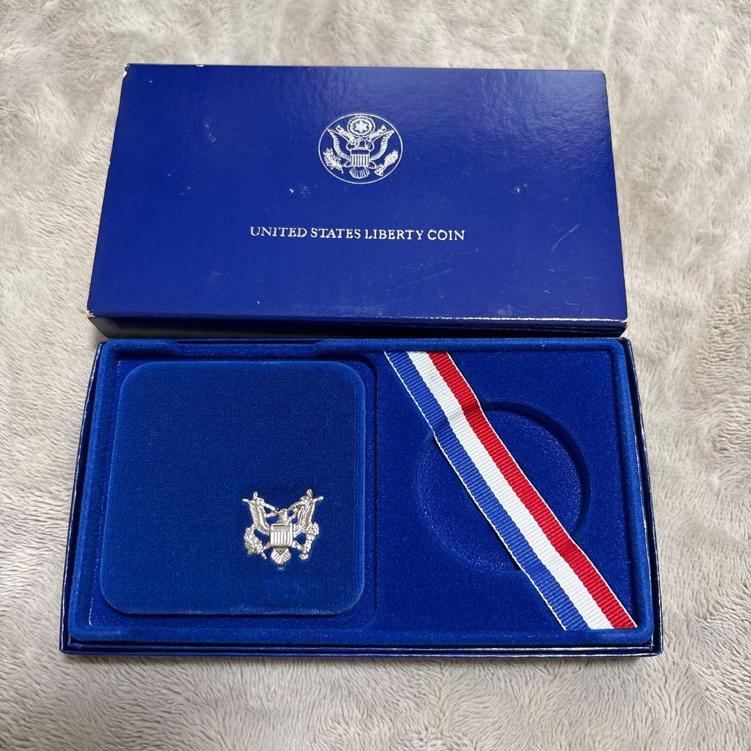1986年-1986 リバティー記念硬貨銀製1ドル ONE DOLLAR 1986年-1986 リバティーコイン記念硬貨銀製メダル 1ドル ONE DOLLAR