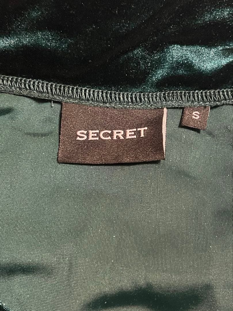 《新品》　SECRET ベロア　セットアップ　【最終値下げ】