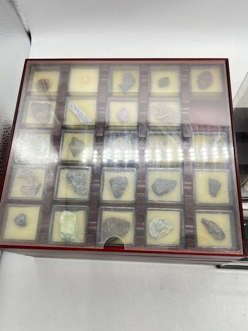 DeAGOSSTINI デアゴスティーニ 地球の鉱物コレクション 地球の鉱物