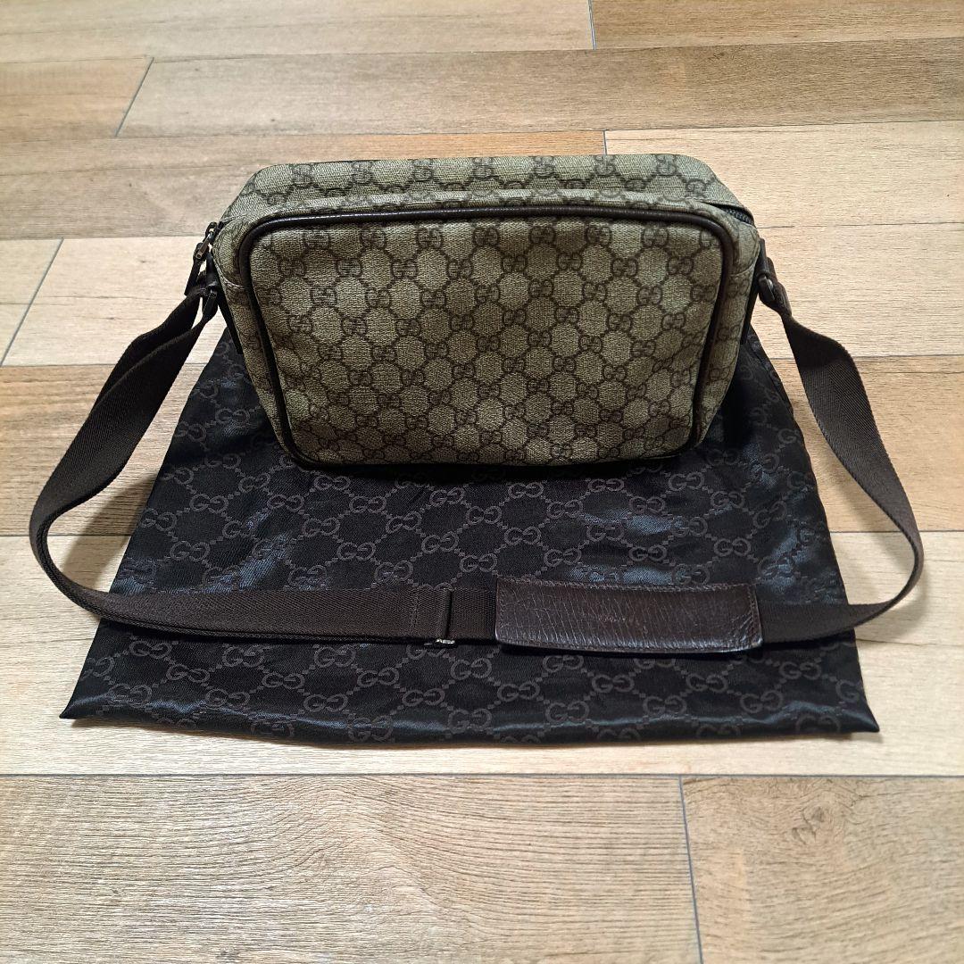 グッチ ショルダーバッグ GGスプリーム ロゴ型押し PVC レザー