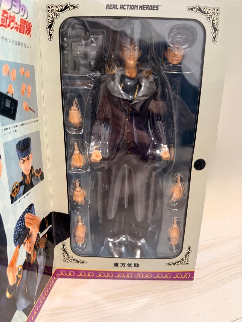 ジョジョの奇妙な冒険4部 RAH2体セット東方仗助、新品クレイジーダイヤモンド