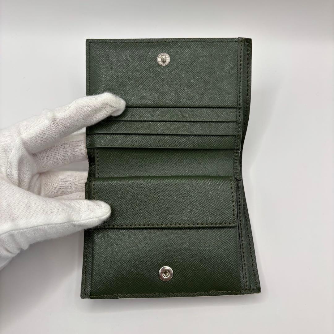 MARNI 二つ折り財布　スタッズ　グリーン　コンパクトウォレット　財布　緑
