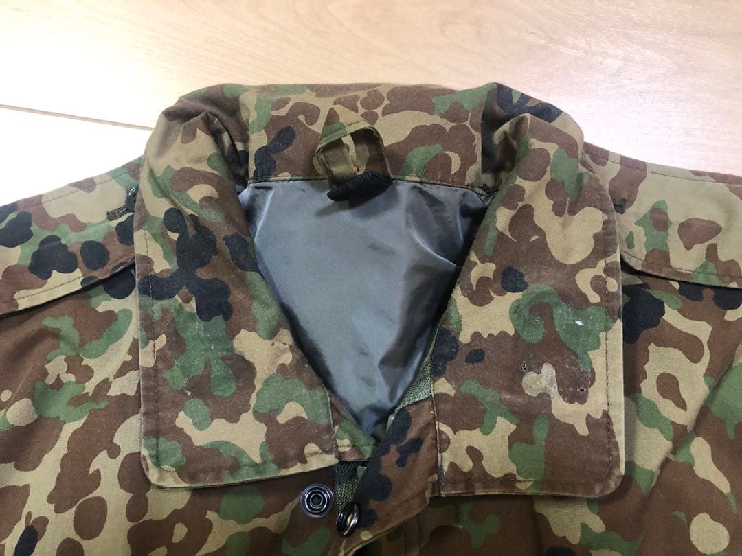 レプリカ】陸上自衛隊 防寒戦闘外衣（戦闘外被）LL 格闘徽章付 - メルカリ