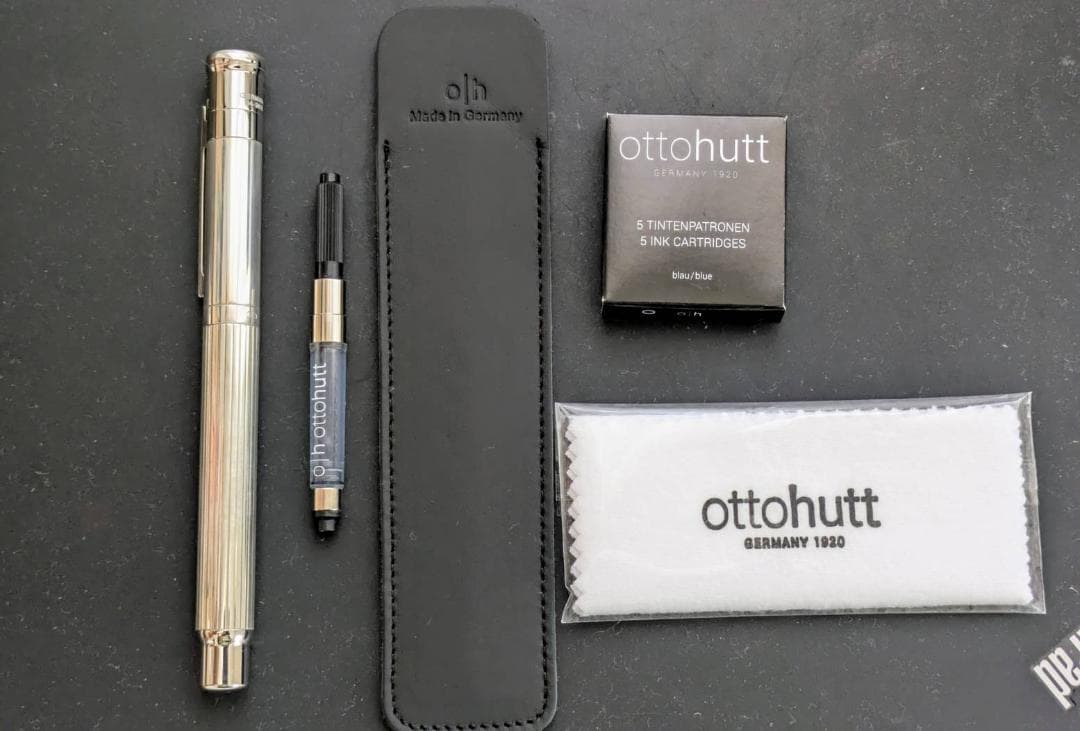Otto Hutt Design04 万年筆 スターリングシルバー F 18ct