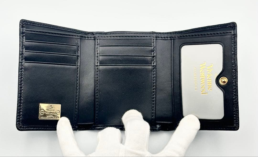 【♡新品♡】Vivienne Westwood 三つ折り財布 黒 ブラック 人気