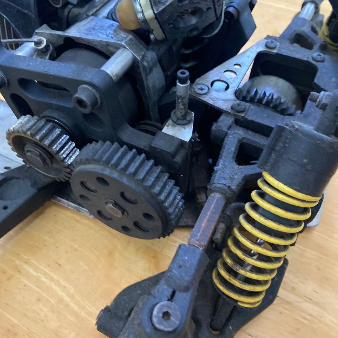 1/5FGラジコンカーシャーシ エンジン搭載 部品取り等に。